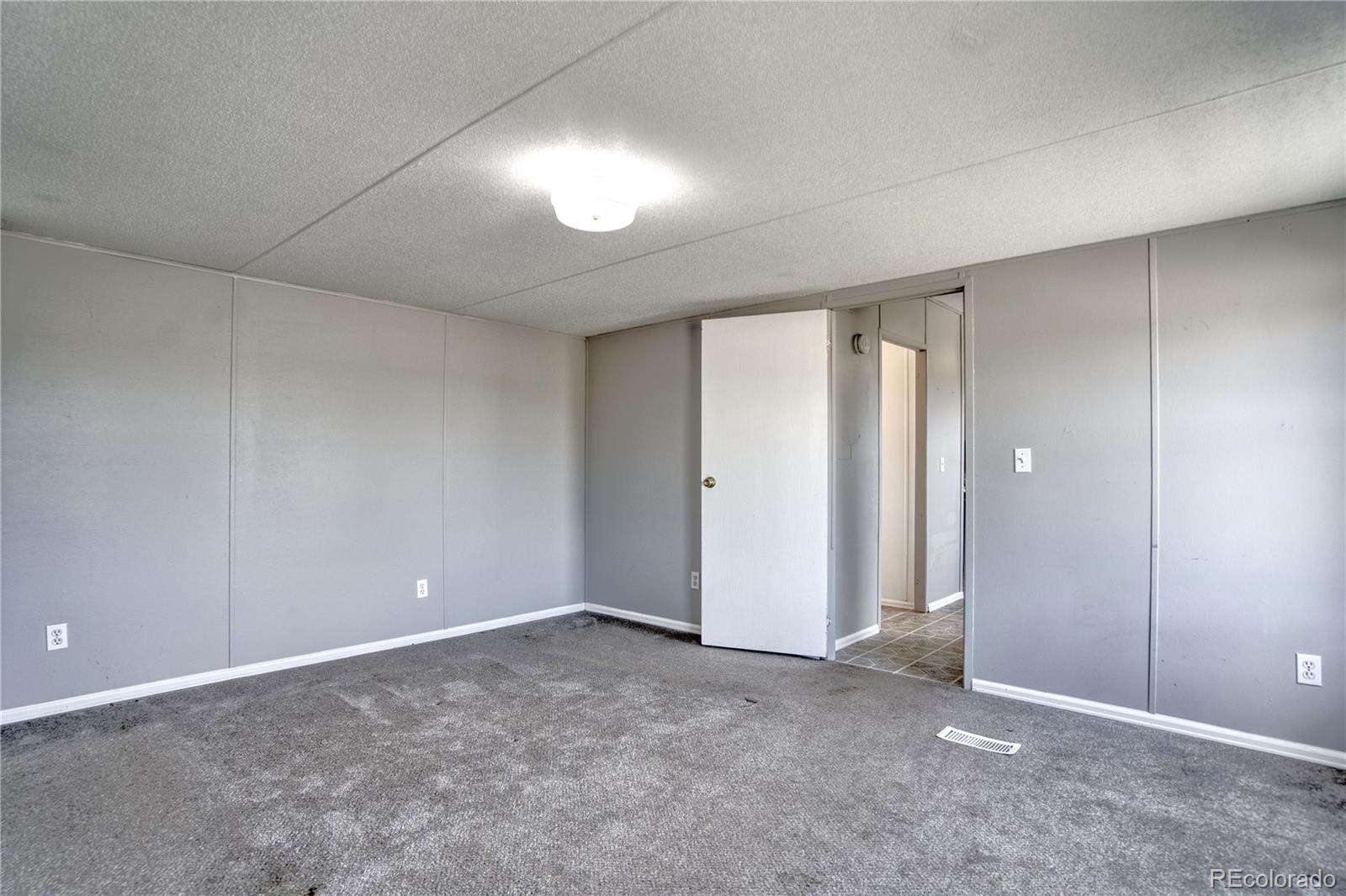 MLS Image #17 for 17701  county road 38 ,platteville, Colorado