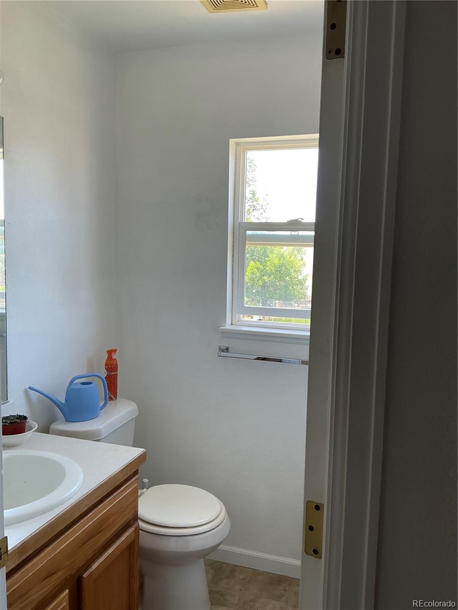 MLS Image #11 for 35  dickson ,keenesburg, Colorado