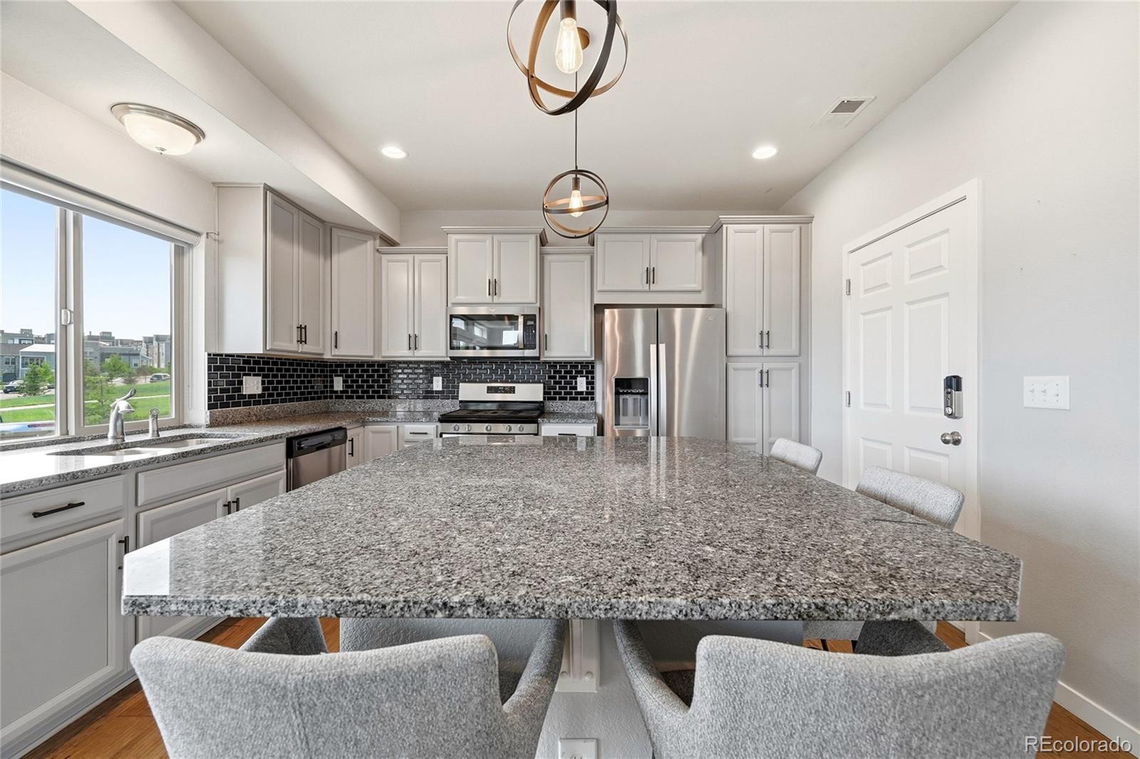 MLS Image #10 for 2825  merry rest way,castle rock, Colorado
