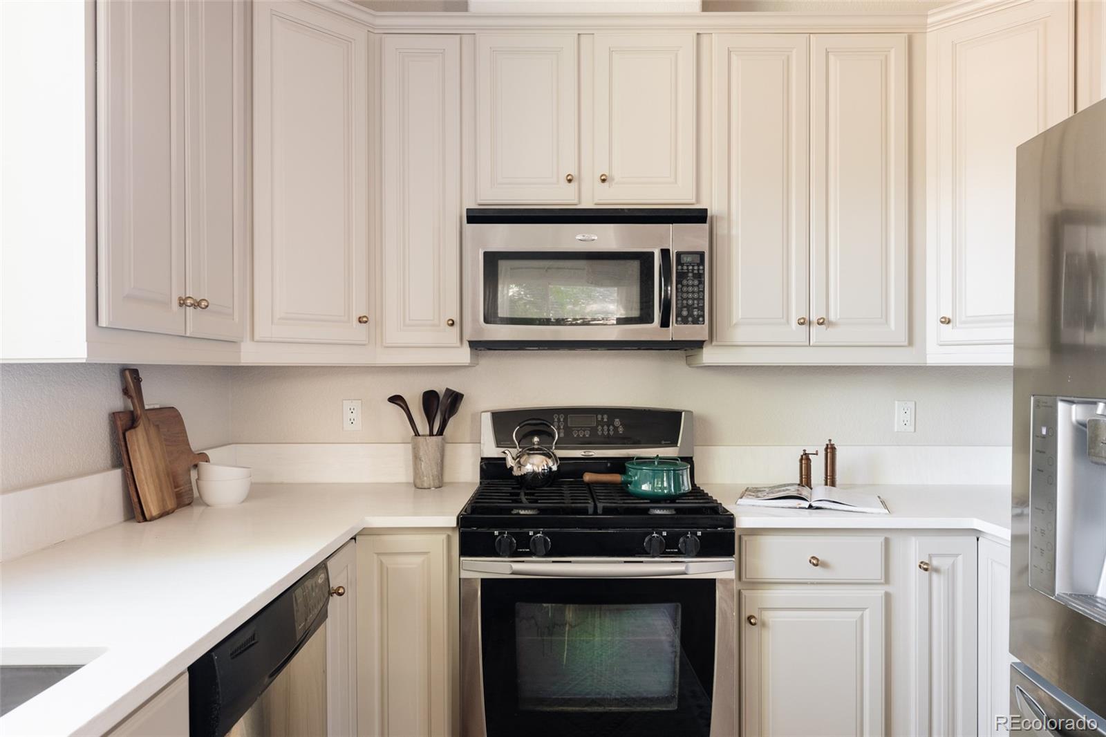 MLS Image #43 for 767  elm street,denver, Colorado