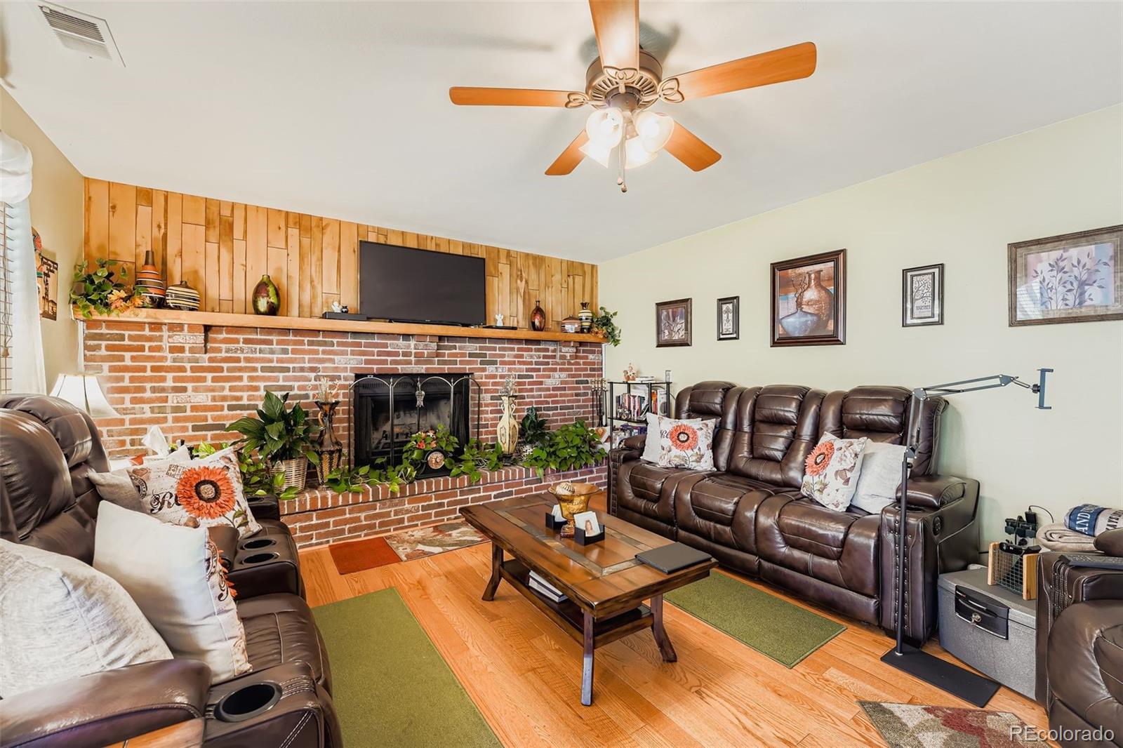 MLS Image #11 for 4580  argonne street,denver, Colorado