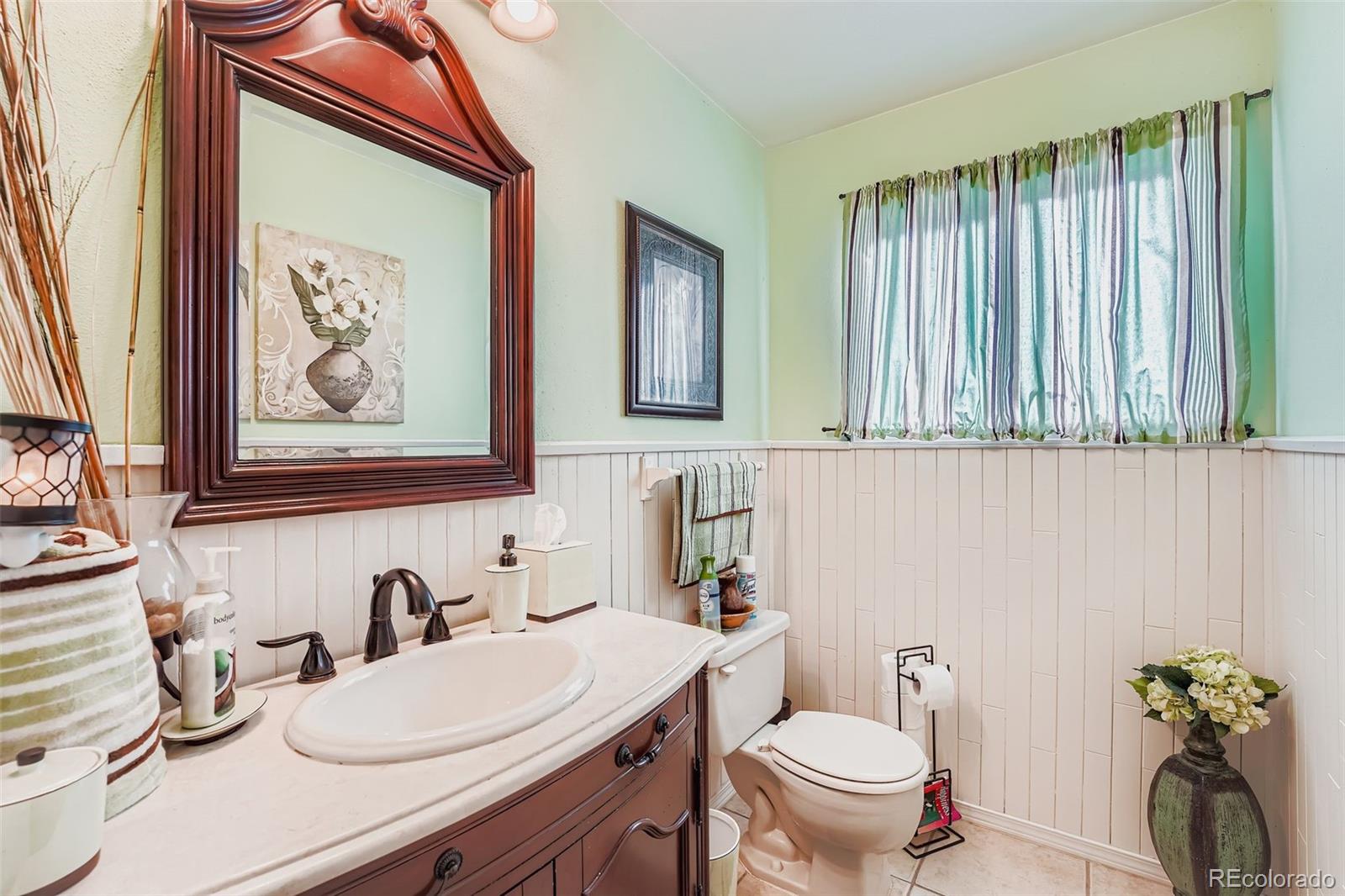 MLS Image #13 for 4580  argonne street,denver, Colorado