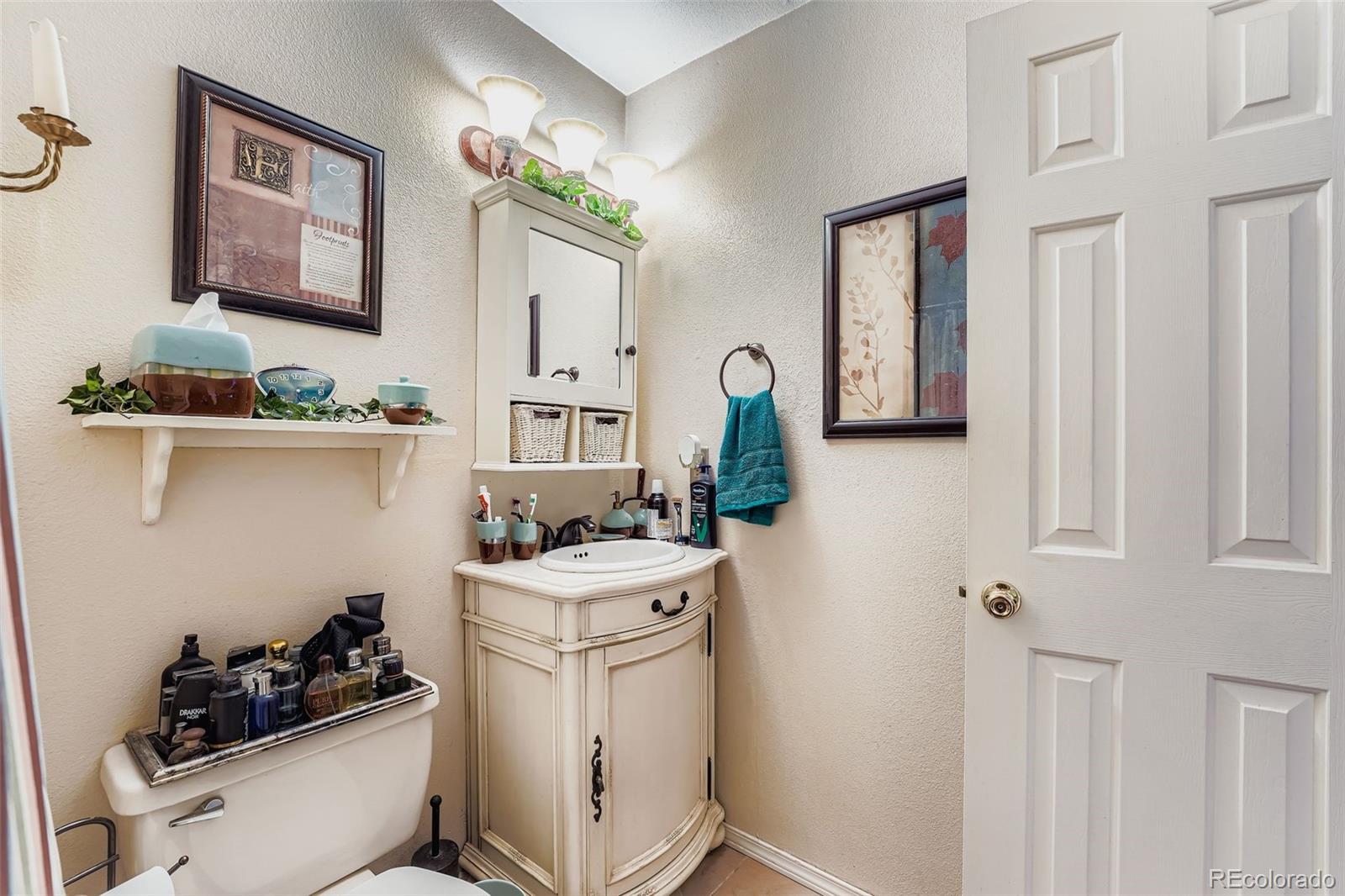 MLS Image #18 for 4580  argonne street,denver, Colorado