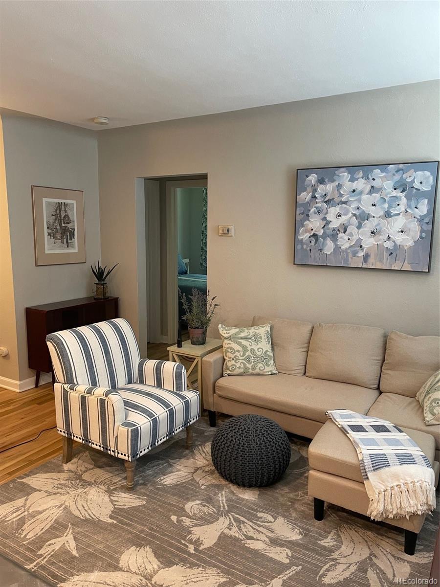 MLS Image #5 for 505 n logan street,denver, Colorado