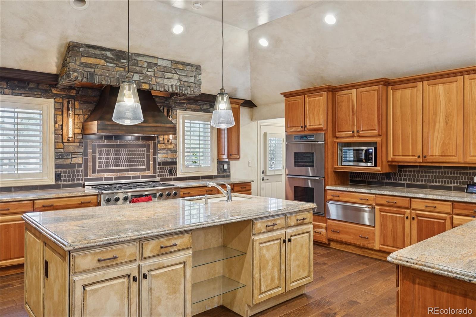 MLS Image #11 for 42  sunset drive,englewood, Colorado