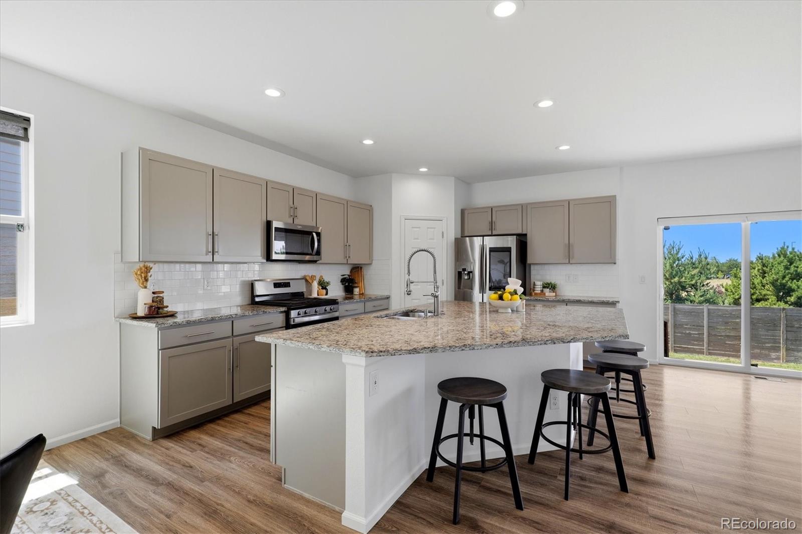 MLS Image #8 for 4777  jasper street,denver, Colorado