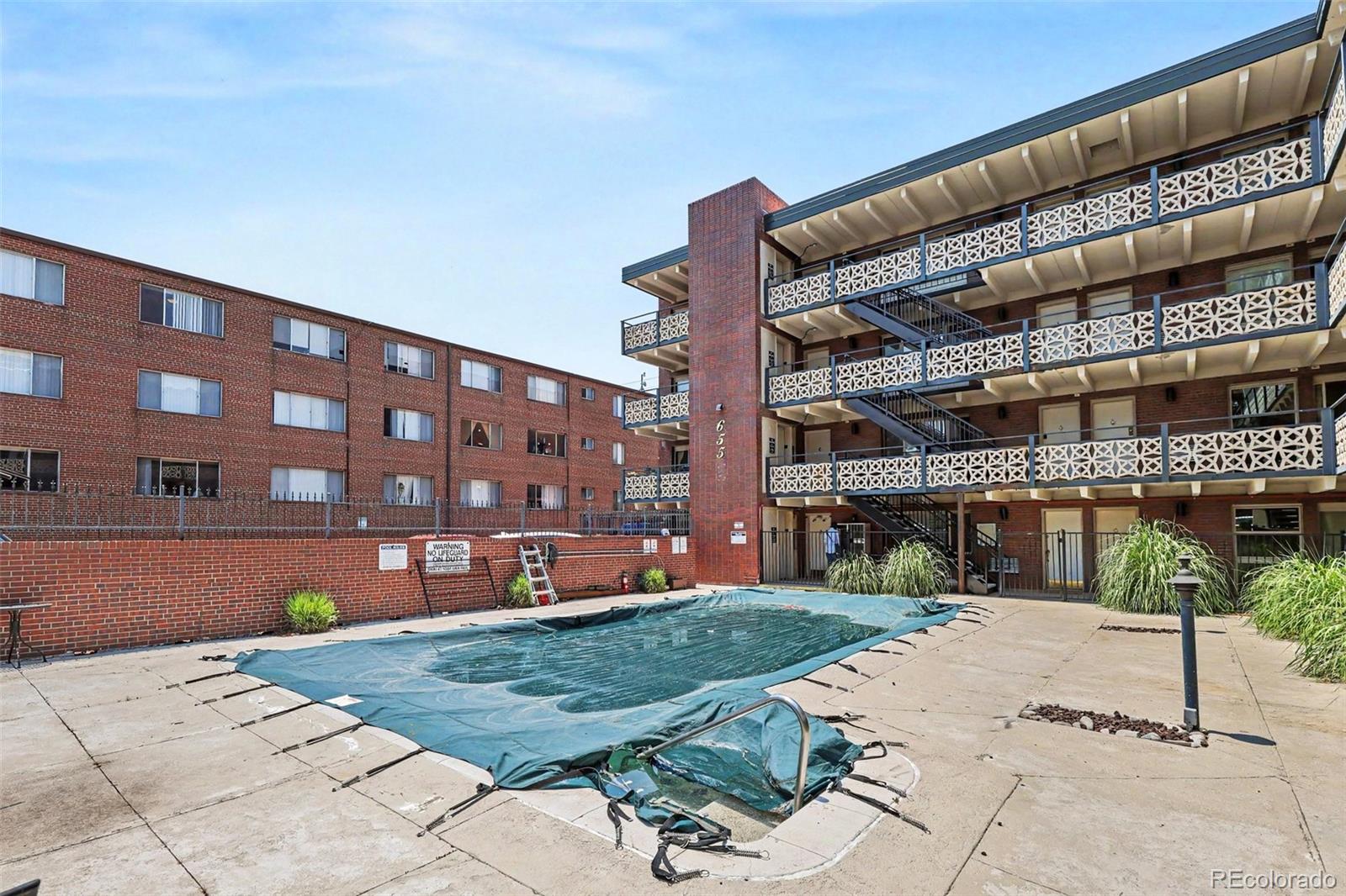 MLS Image #16 for 655 n pearl street,denver, Colorado