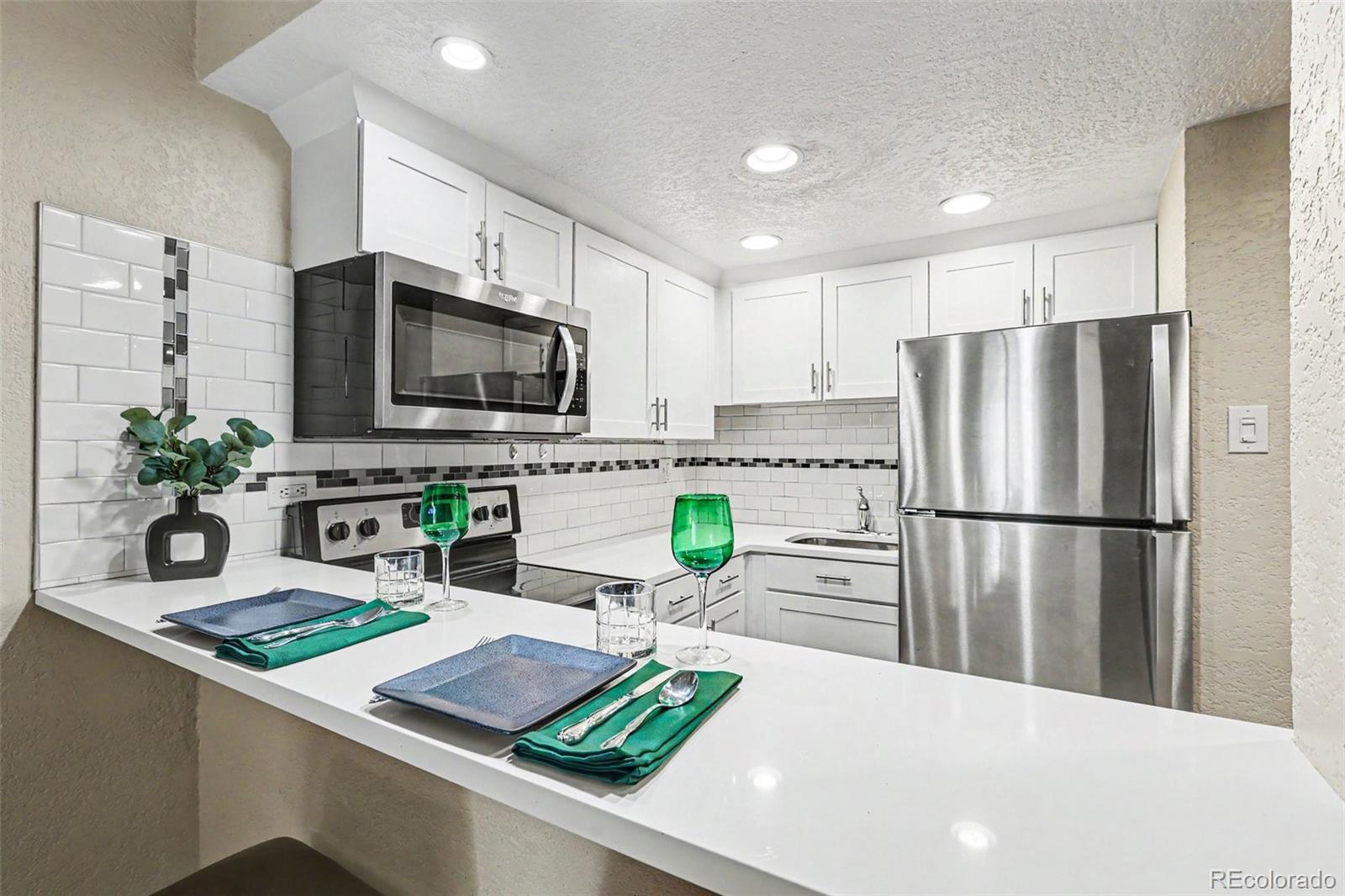MLS Image #8 for 655 n pearl street,denver, Colorado