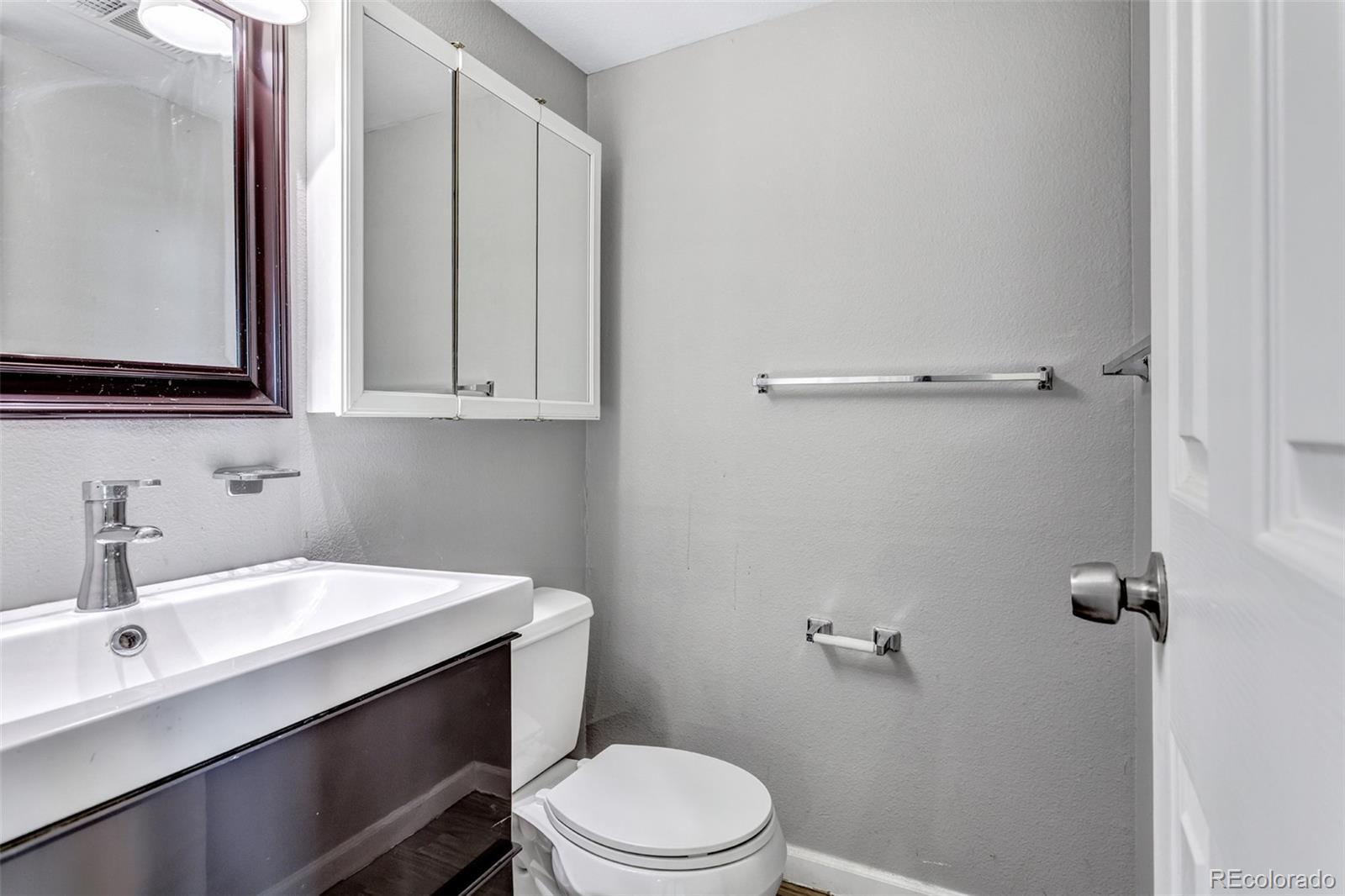 MLS Image #23 for 6460 e eastman avenue,denver, Colorado