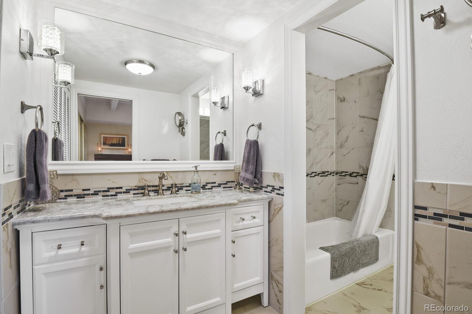 MLS Image #14 for 7877 e mississippi avenue,denver, Colorado