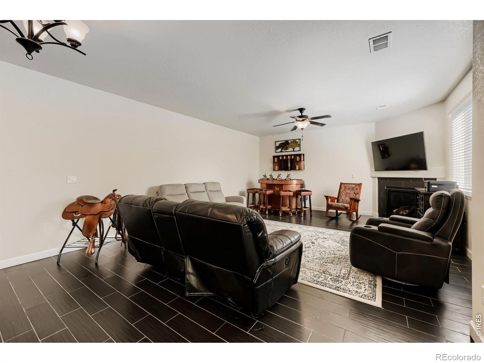 MLS Image #6 for 1507  jackson court,longmont, Colorado