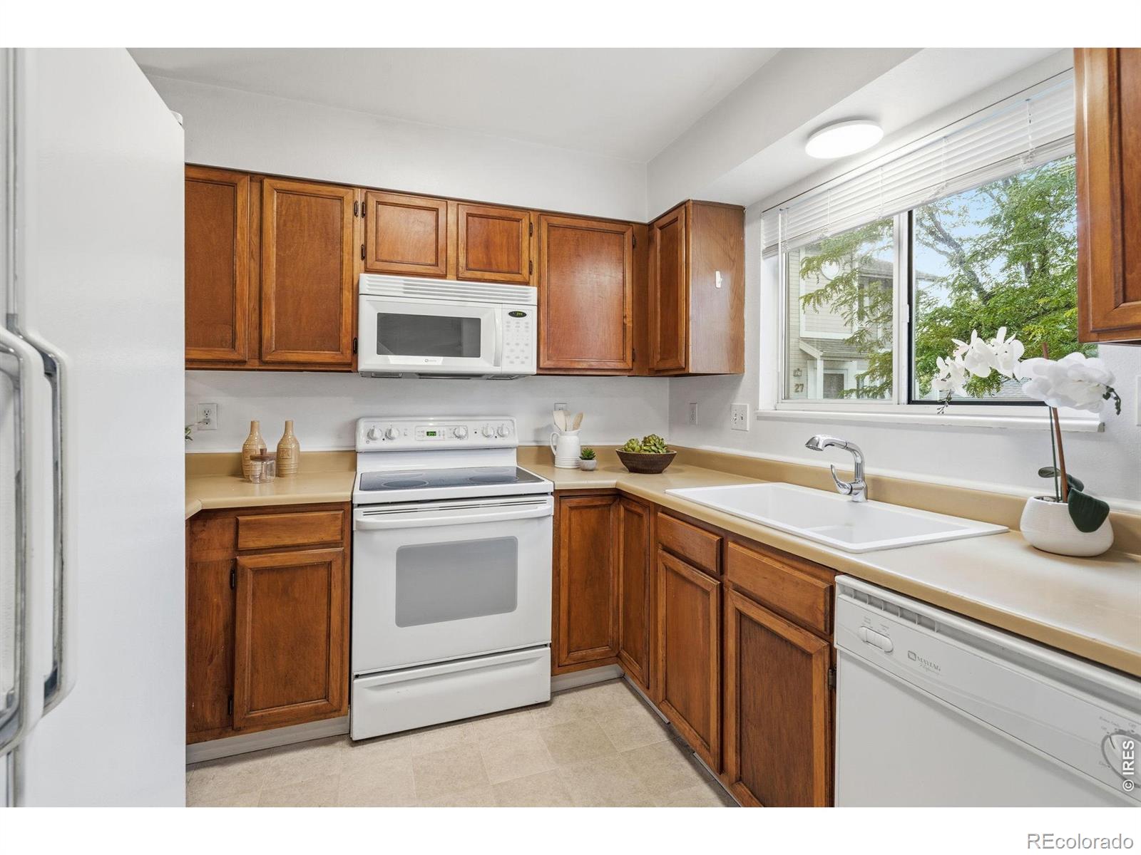 MLS Image #3 for 4255  westshore way,fort collins, Colorado