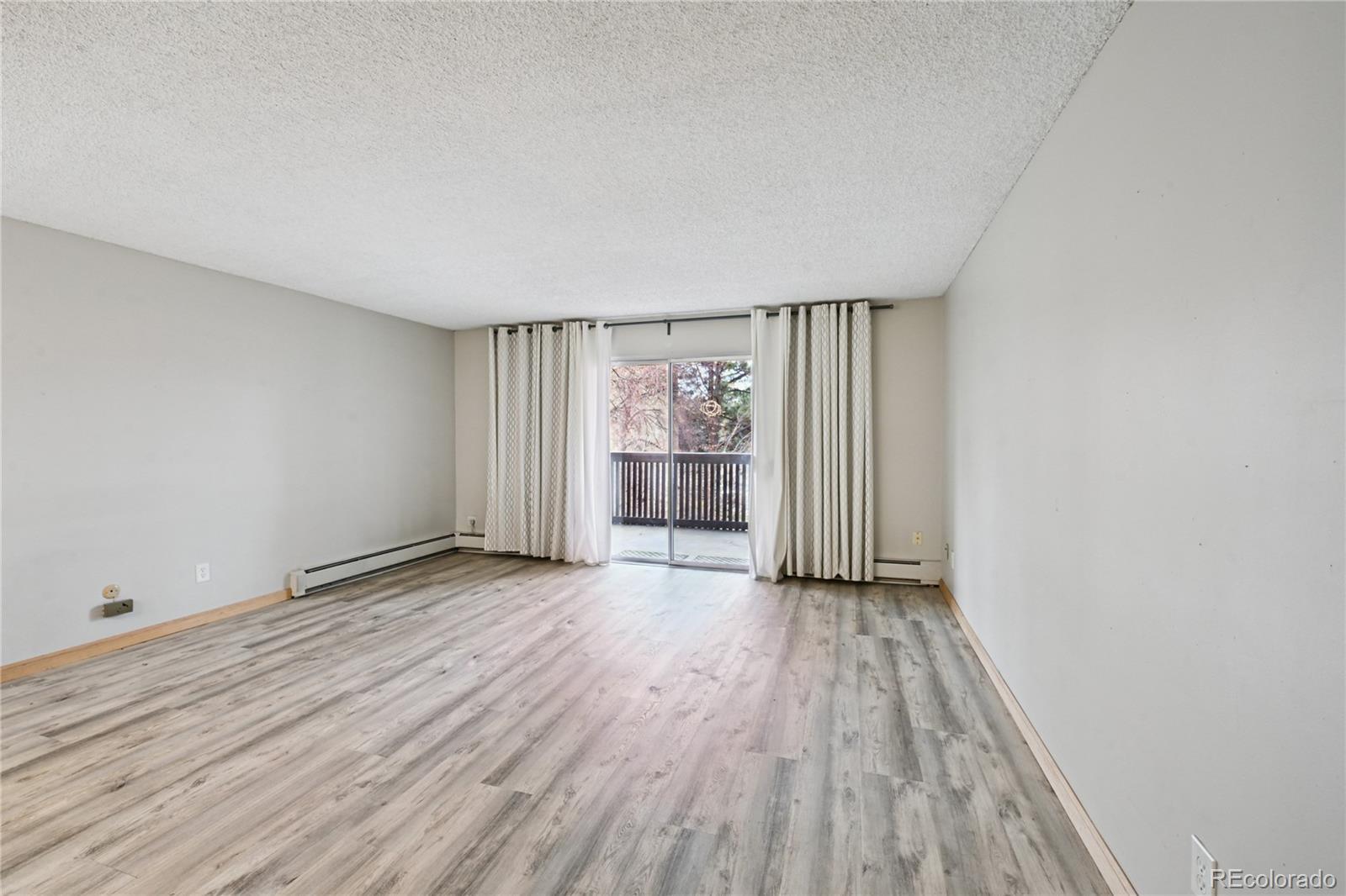 MLS Image #7 for 7040 e girard avenue,denver, Colorado