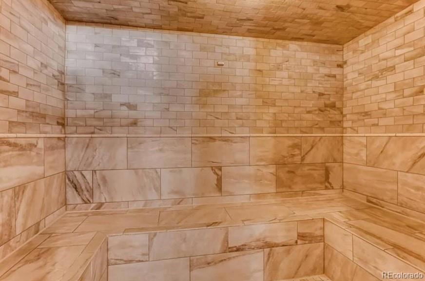 MLS Image #3 for 655  four oclock road 204,breckenridge, Colorado