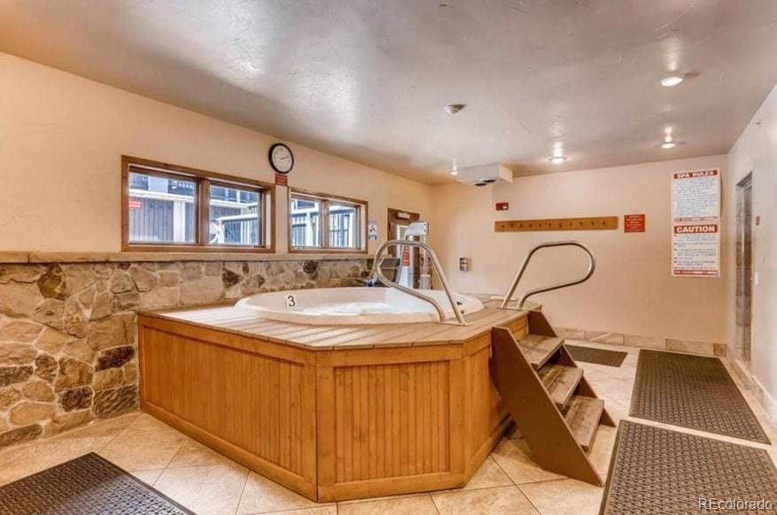 MLS Image #5 for 655  four oclock road 204,breckenridge, Colorado