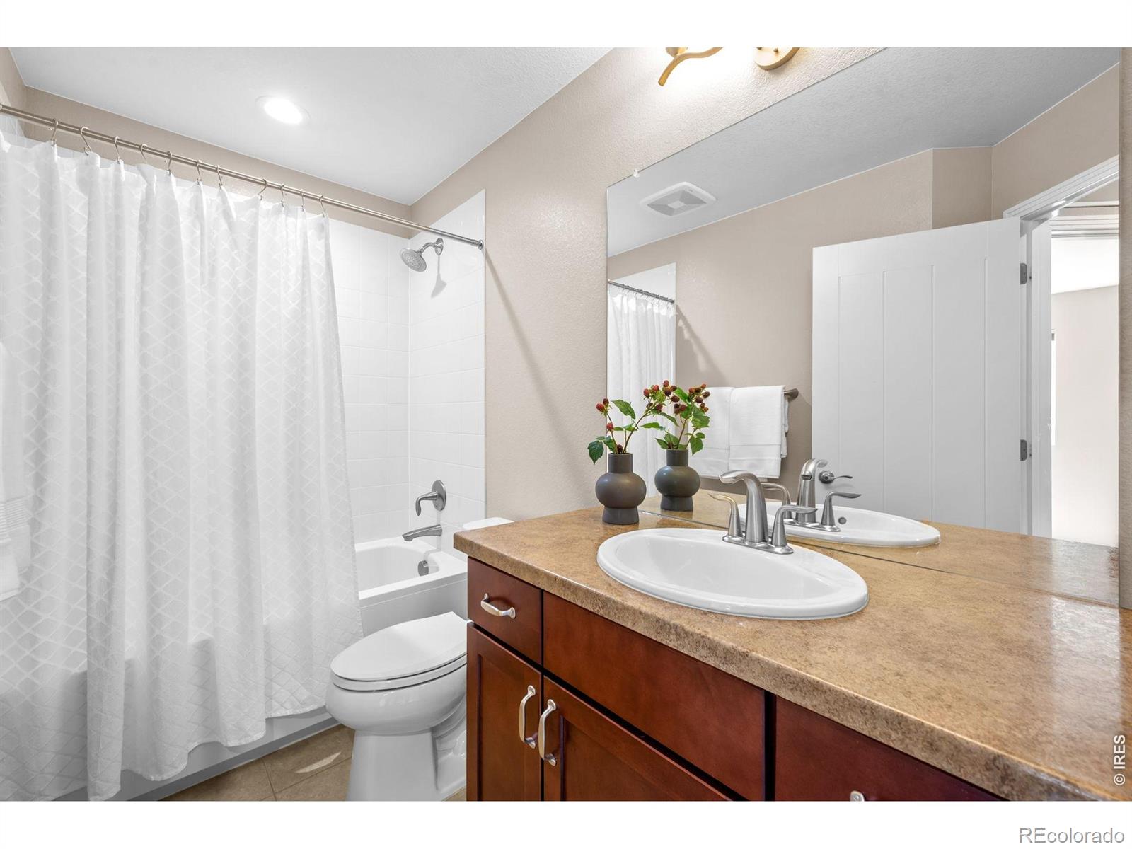 MLS Image #21 for 1814  steel street,louisville, Colorado