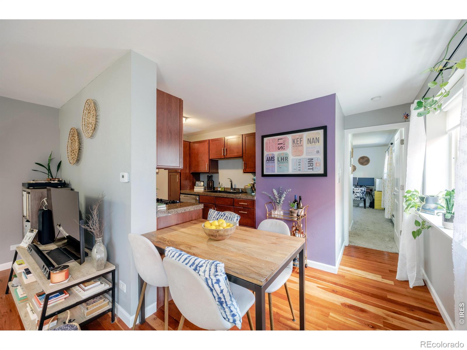 MLS Image #5 for 1332 n williams street,denver, Colorado