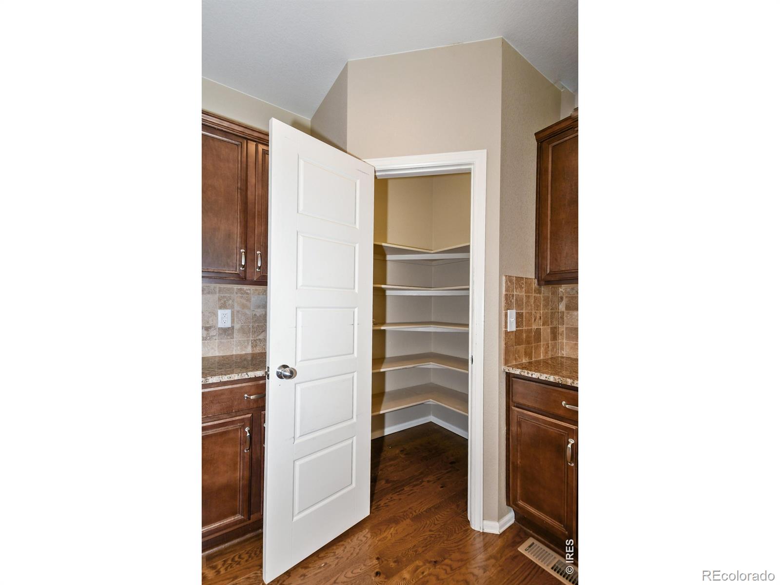 MLS Image #7 for 2157  longfin drive,windsor, Colorado