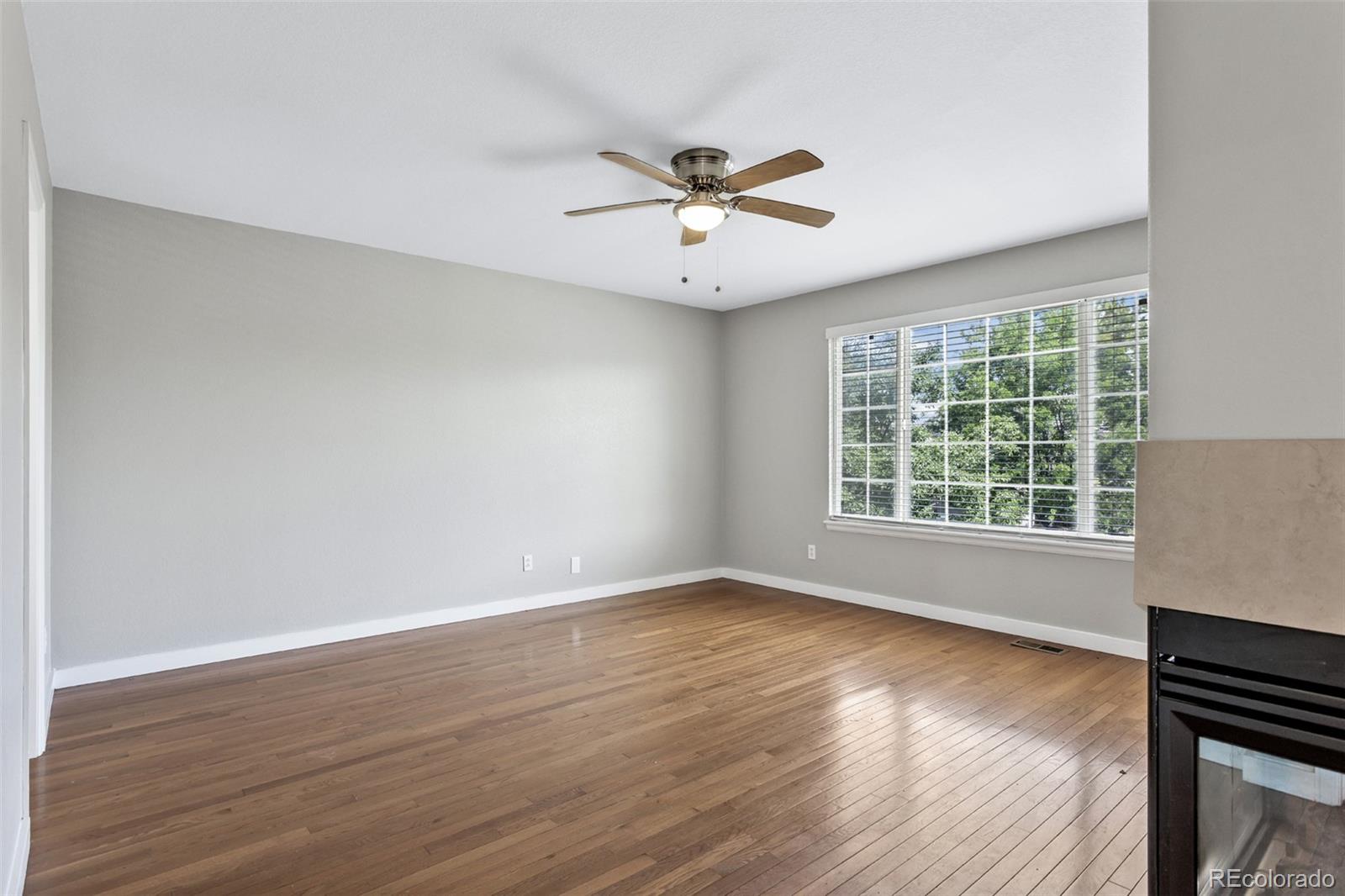 MLS Image #14 for 19889 e 59th avenue,aurora, Colorado