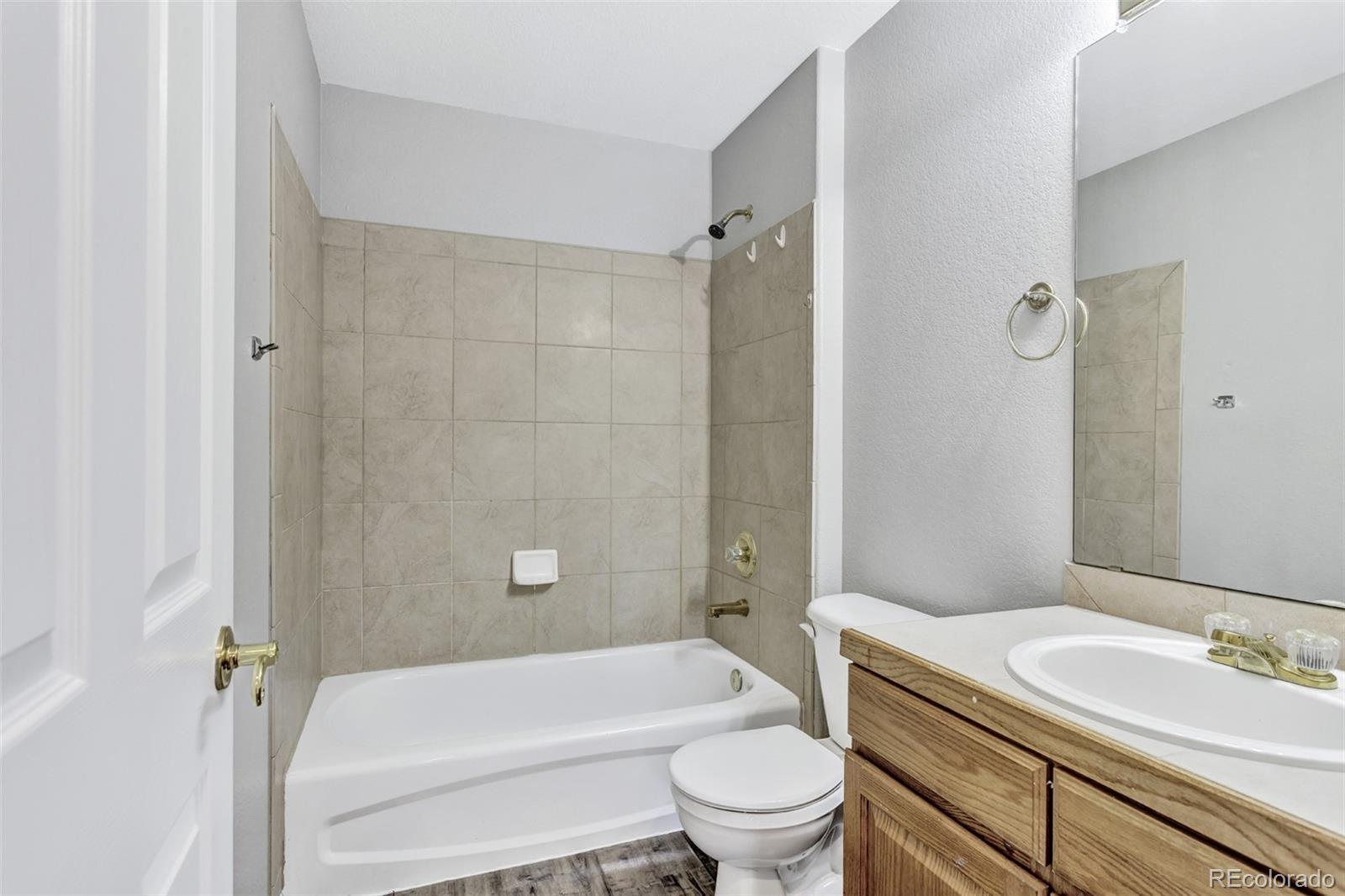MLS Image #22 for 19889 e 59th avenue,aurora, Colorado