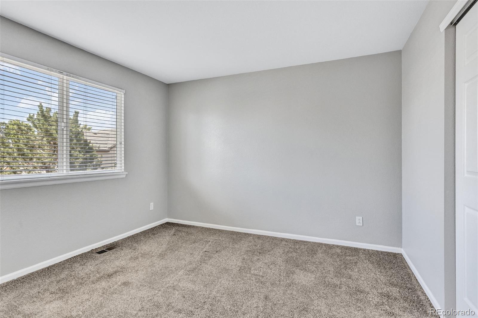 MLS Image #23 for 19889 e 59th avenue,aurora, Colorado