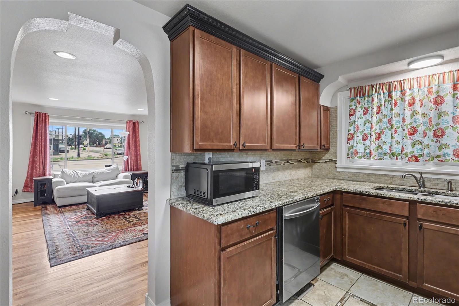 MLS Image #9 for 824 n union boulevard,colorado springs, Colorado
