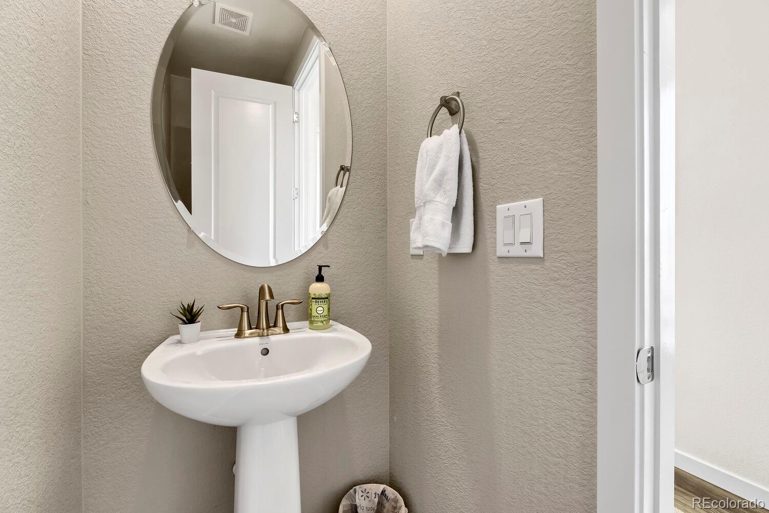 MLS Image #9 for 17650 e 95th avenue,commerce city, Colorado