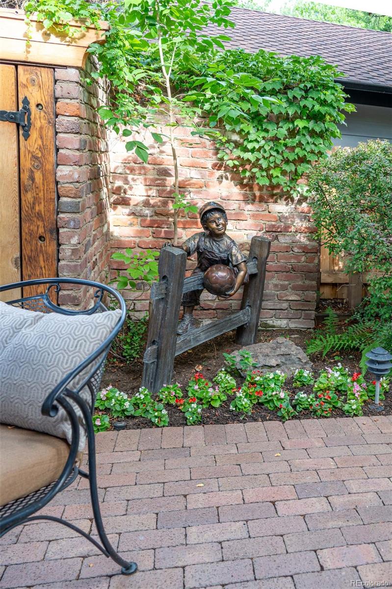 MLS Image #12 for 3297 s oneida way,denver, Colorado