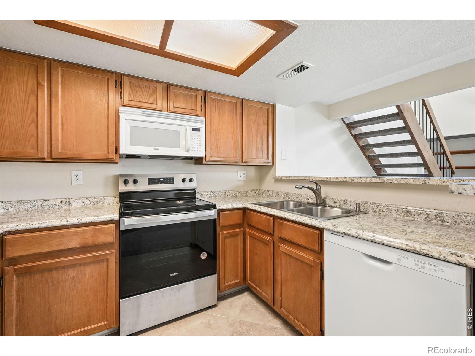 MLS Image #10 for 5902  gunbarrel avenue,boulder, Colorado