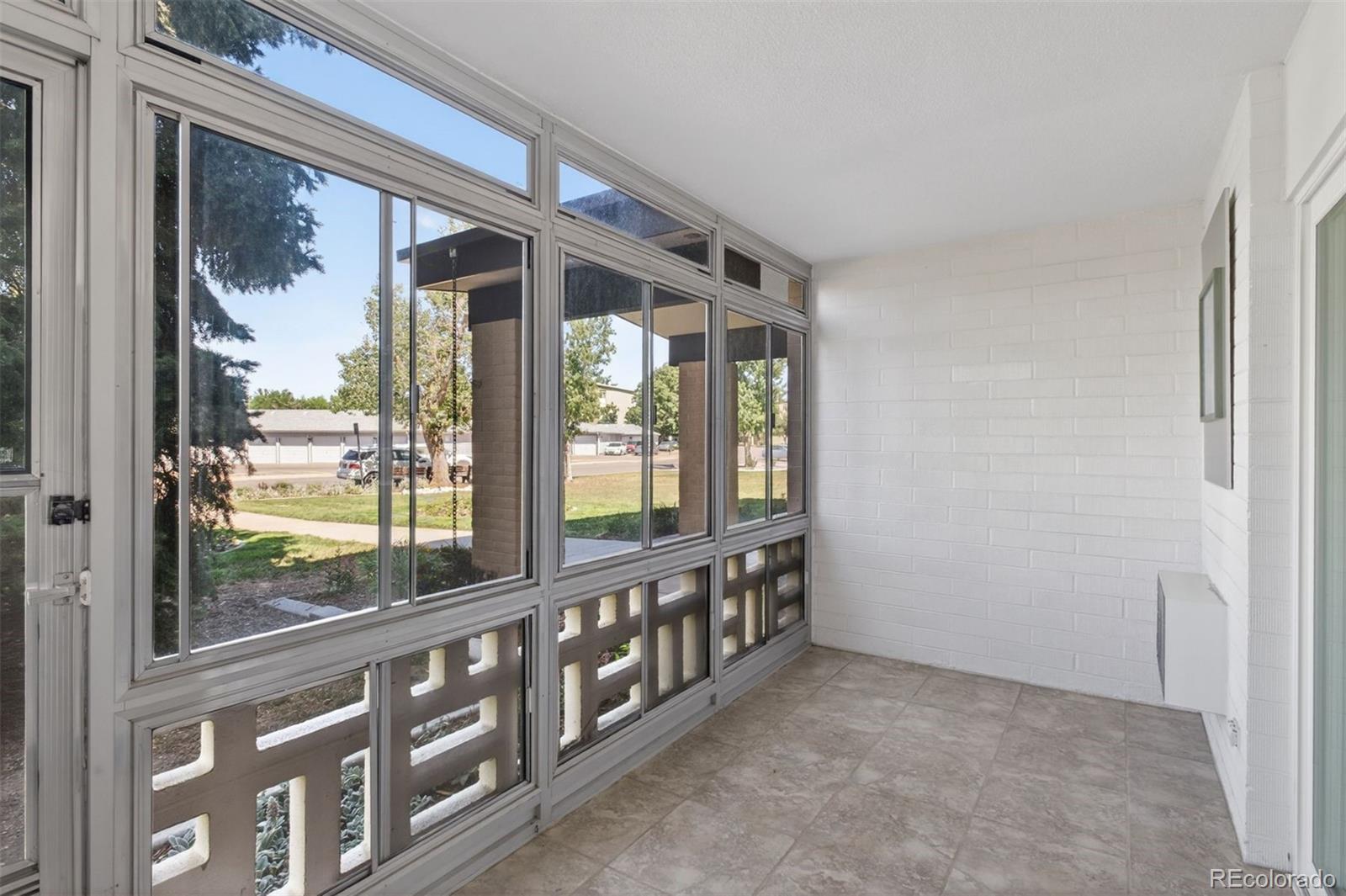 MLS Image #11 for 715 s alton way 7a,denver, Colorado