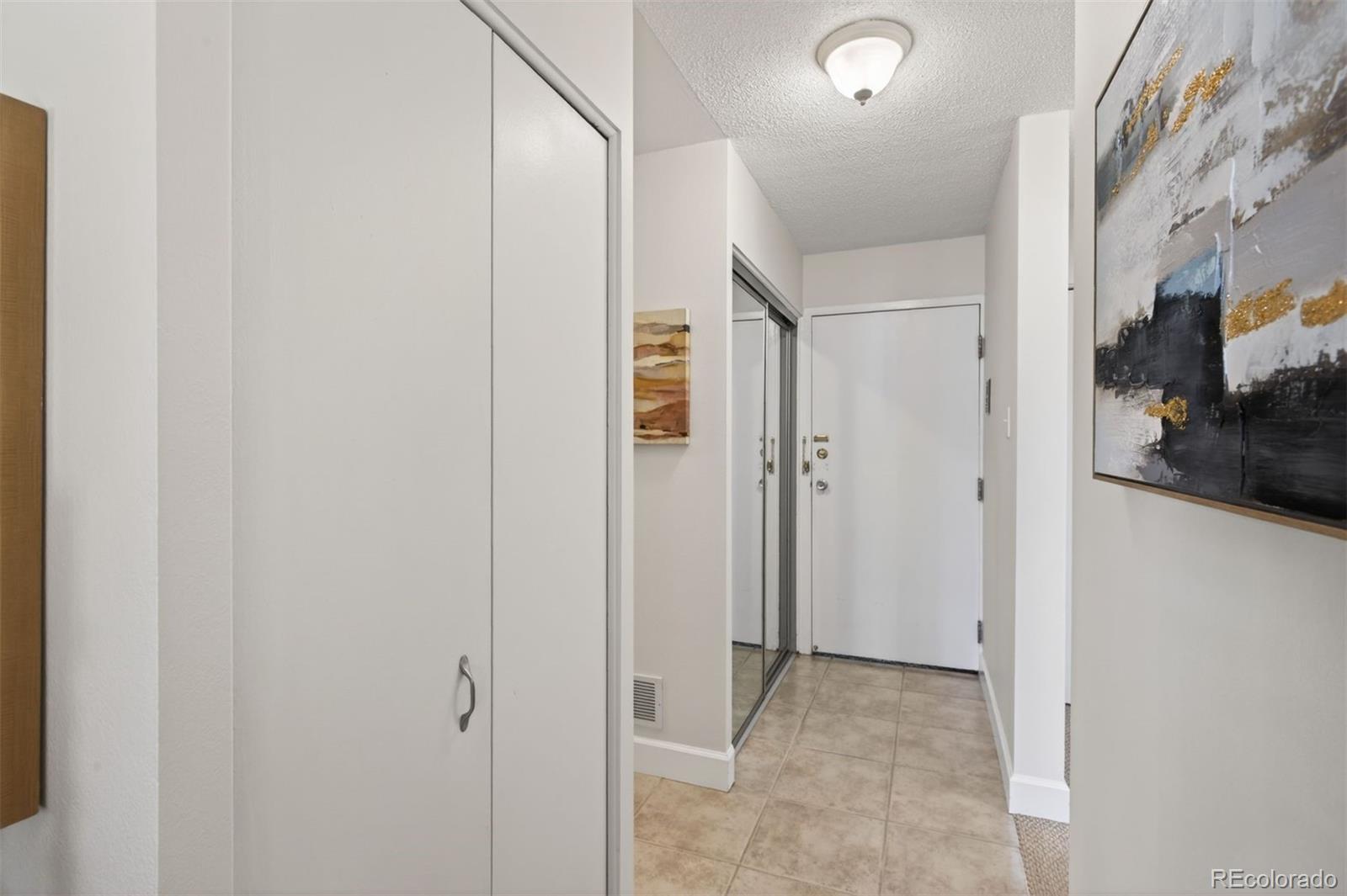 MLS Image #12 for 715 s alton way 7a,denver, Colorado