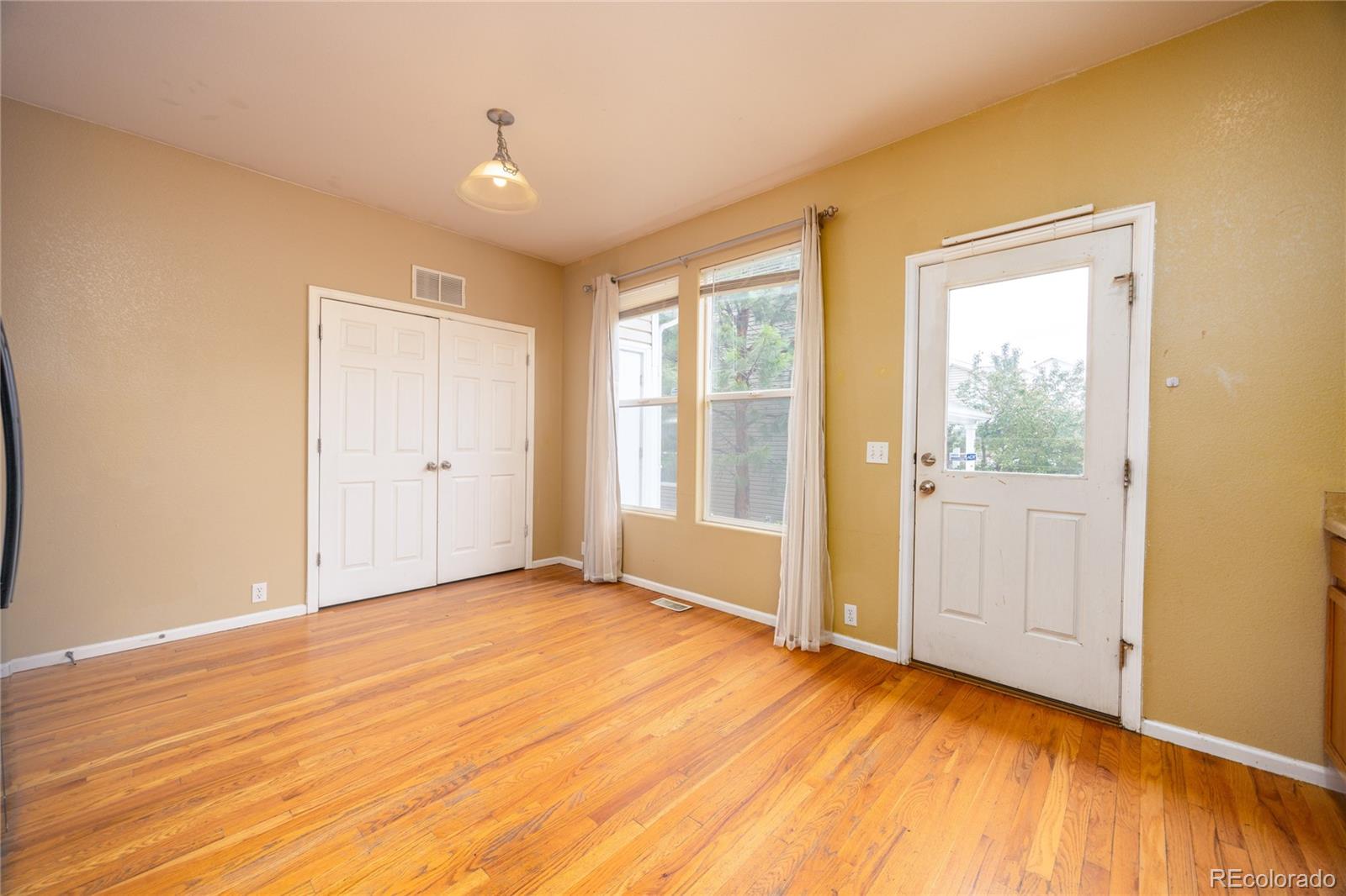 MLS Image #10 for 2008  creekridge point,colorado springs, Colorado