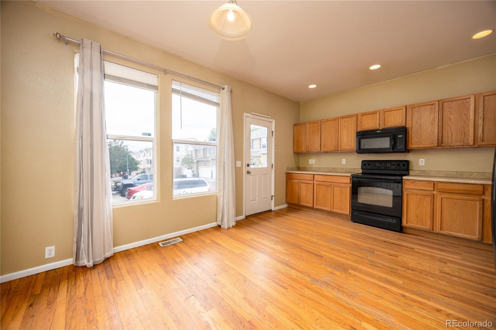 MLS Image #7 for 2008  creekridge point,colorado springs, Colorado