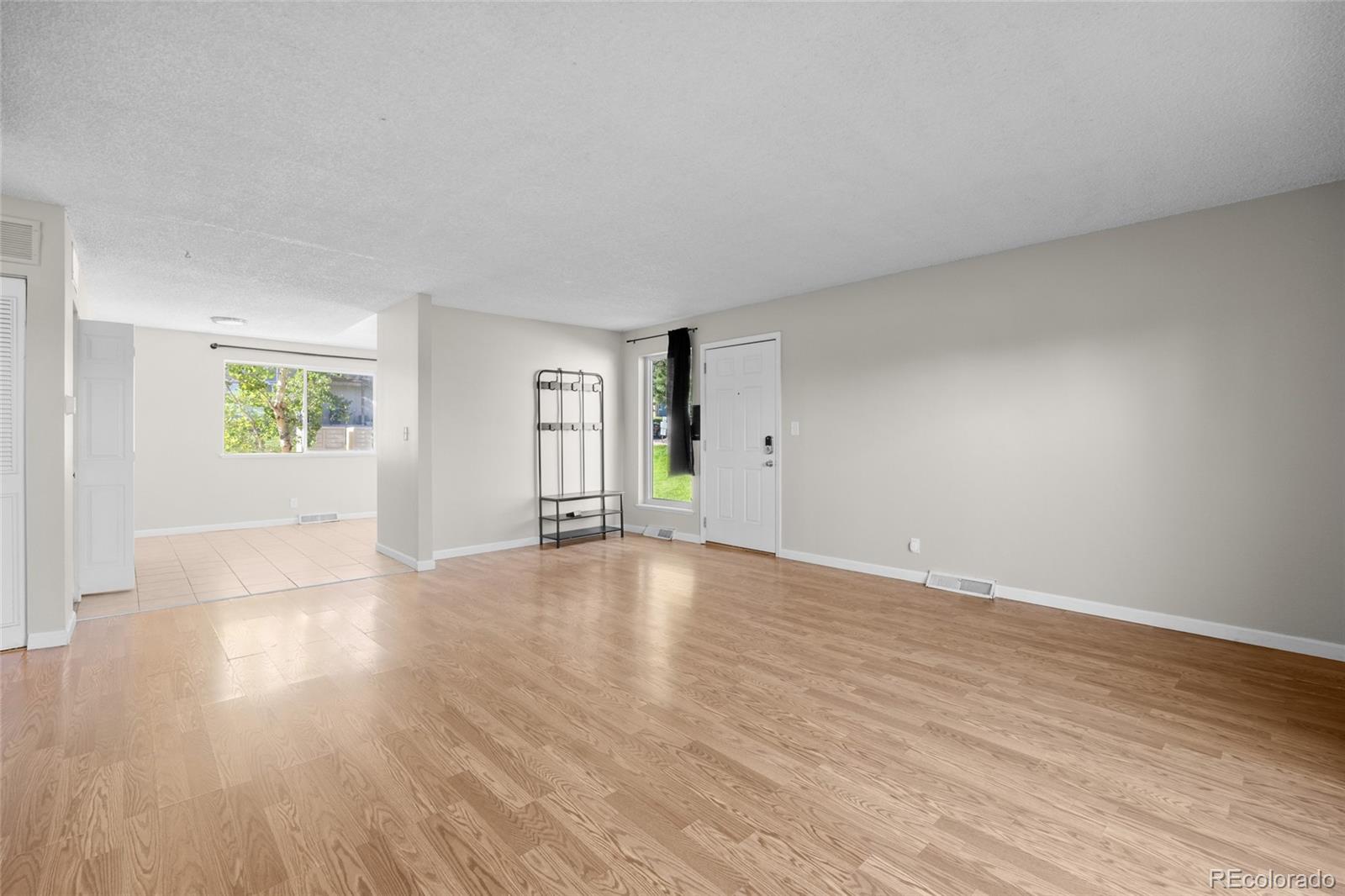 MLS Image #13 for 2232  coronado parkway,denver, Colorado