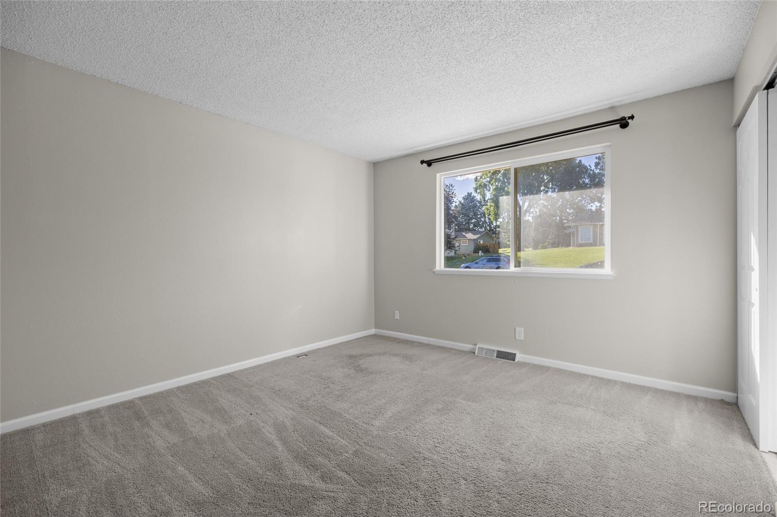 MLS Image #14 for 2232  coronado parkway,denver, Colorado