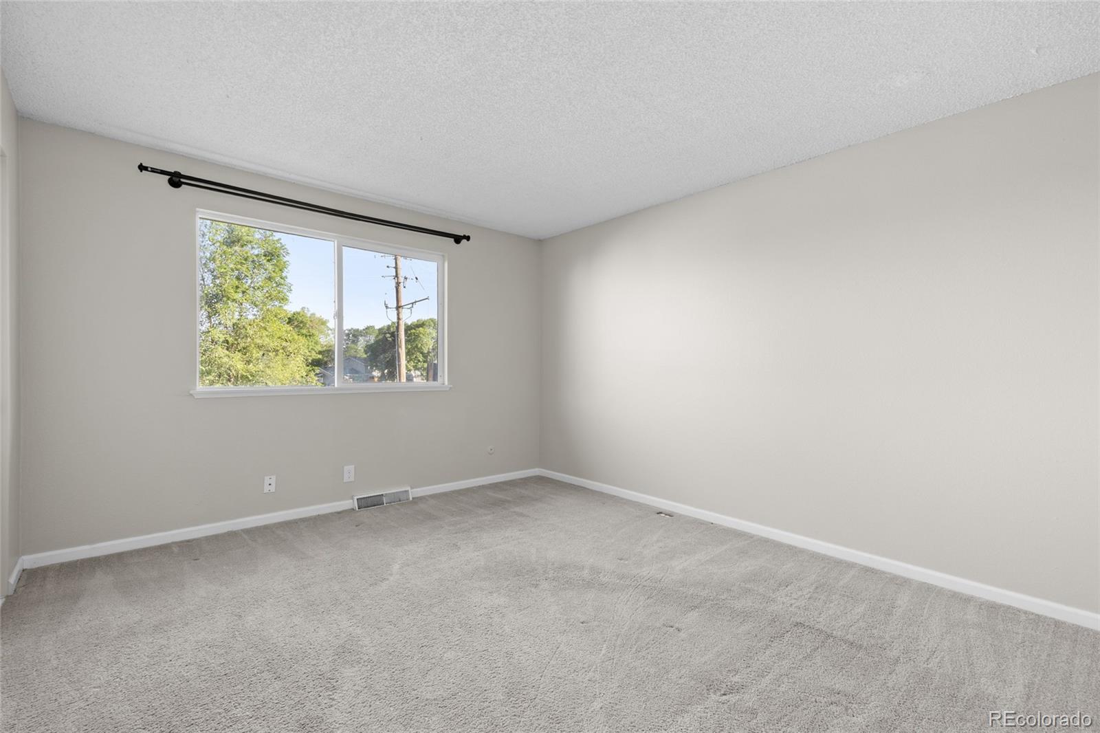 MLS Image #19 for 2232  coronado parkway,denver, Colorado