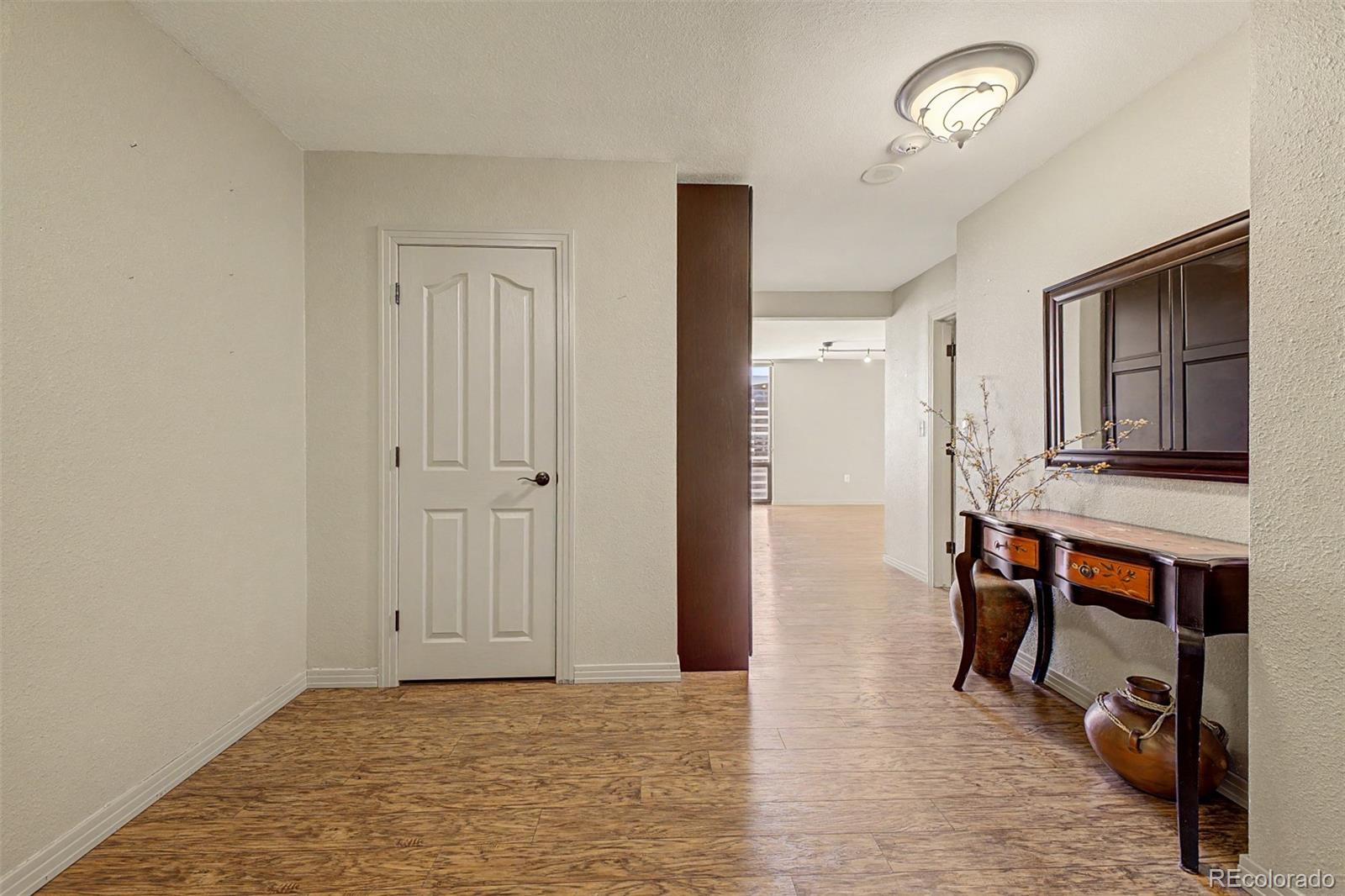 MLS Image #34 for 1625  larimer street 2805,denver, Colorado