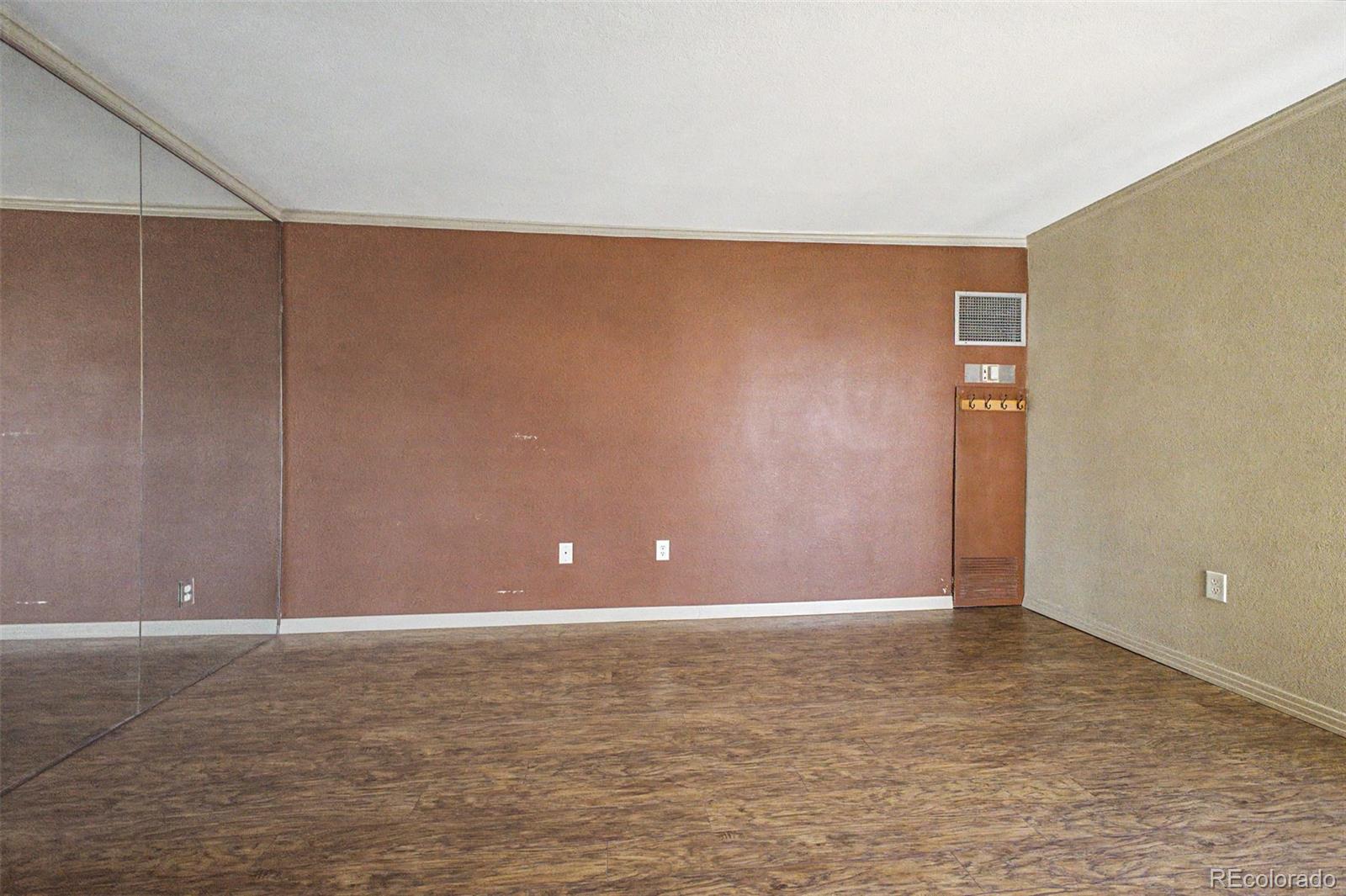 MLS Image #43 for 1625  larimer street 2805,denver, Colorado