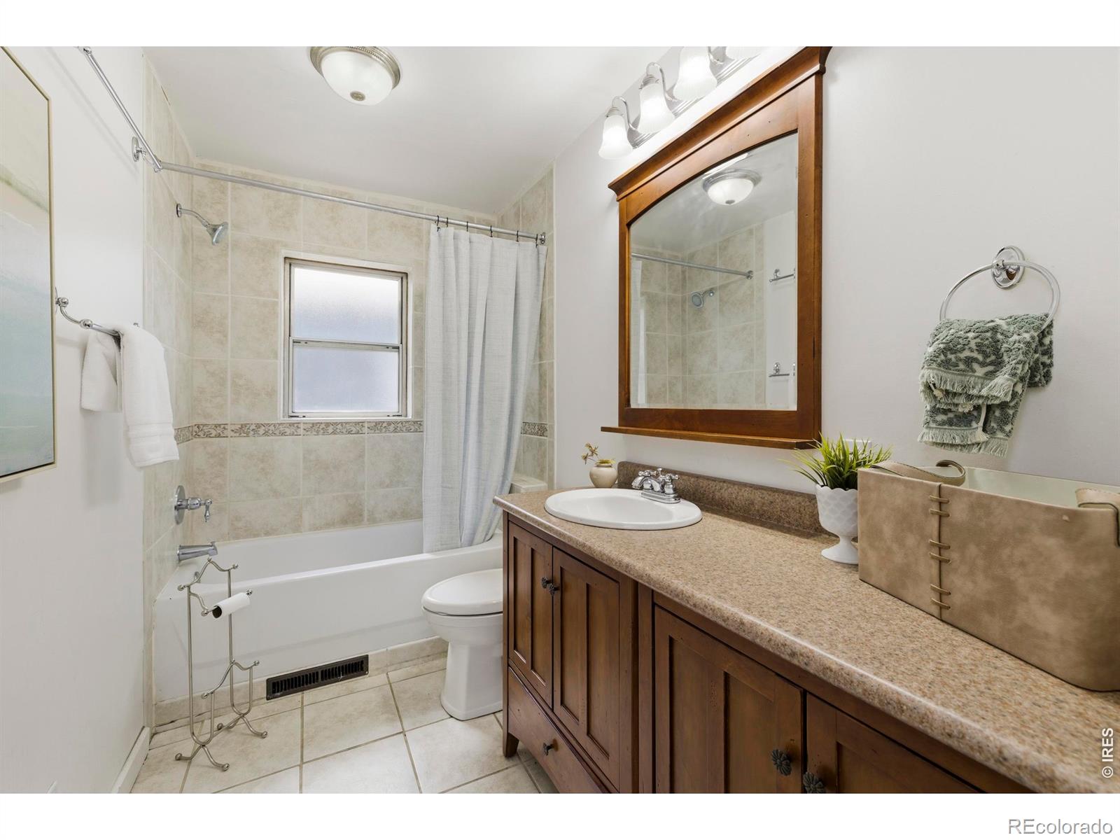 MLS Image #11 for 729  atwood street,longmont, Colorado