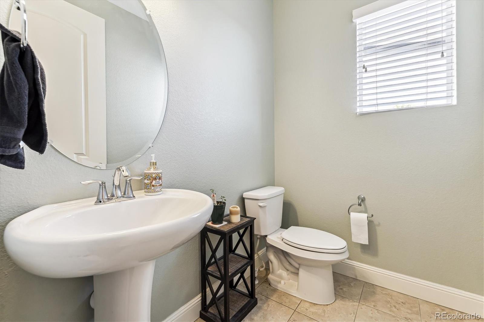 MLS Image #15 for 8551  orchard way,arvada, Colorado