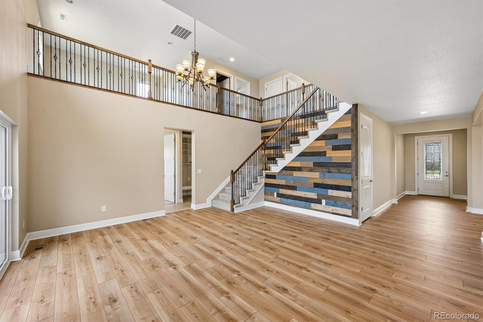 MLS Image #4 for 8551  orchard way,arvada, Colorado