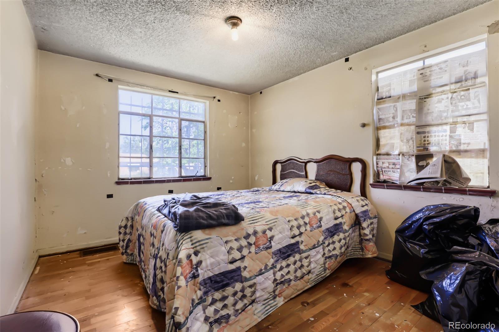 MLS Image #5 for 3058  ivanhoe street,denver, Colorado