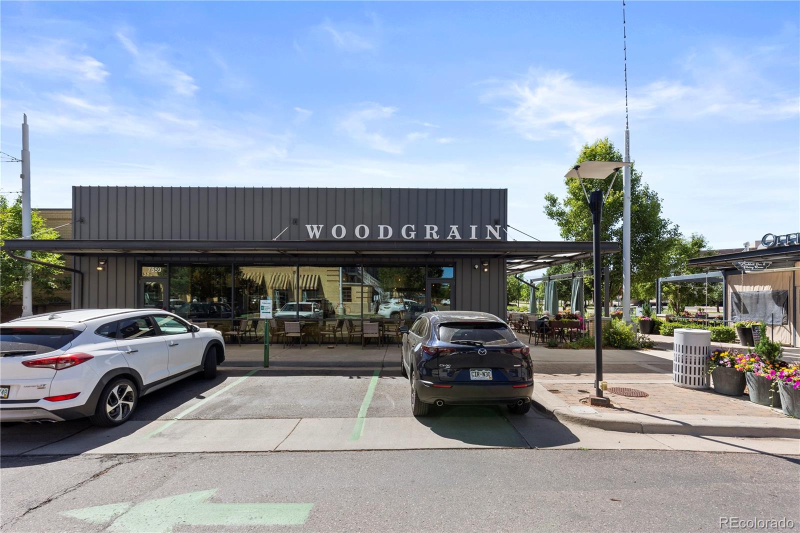 MLS Image #10 for 8185 e lowry boulevard,denver, Colorado