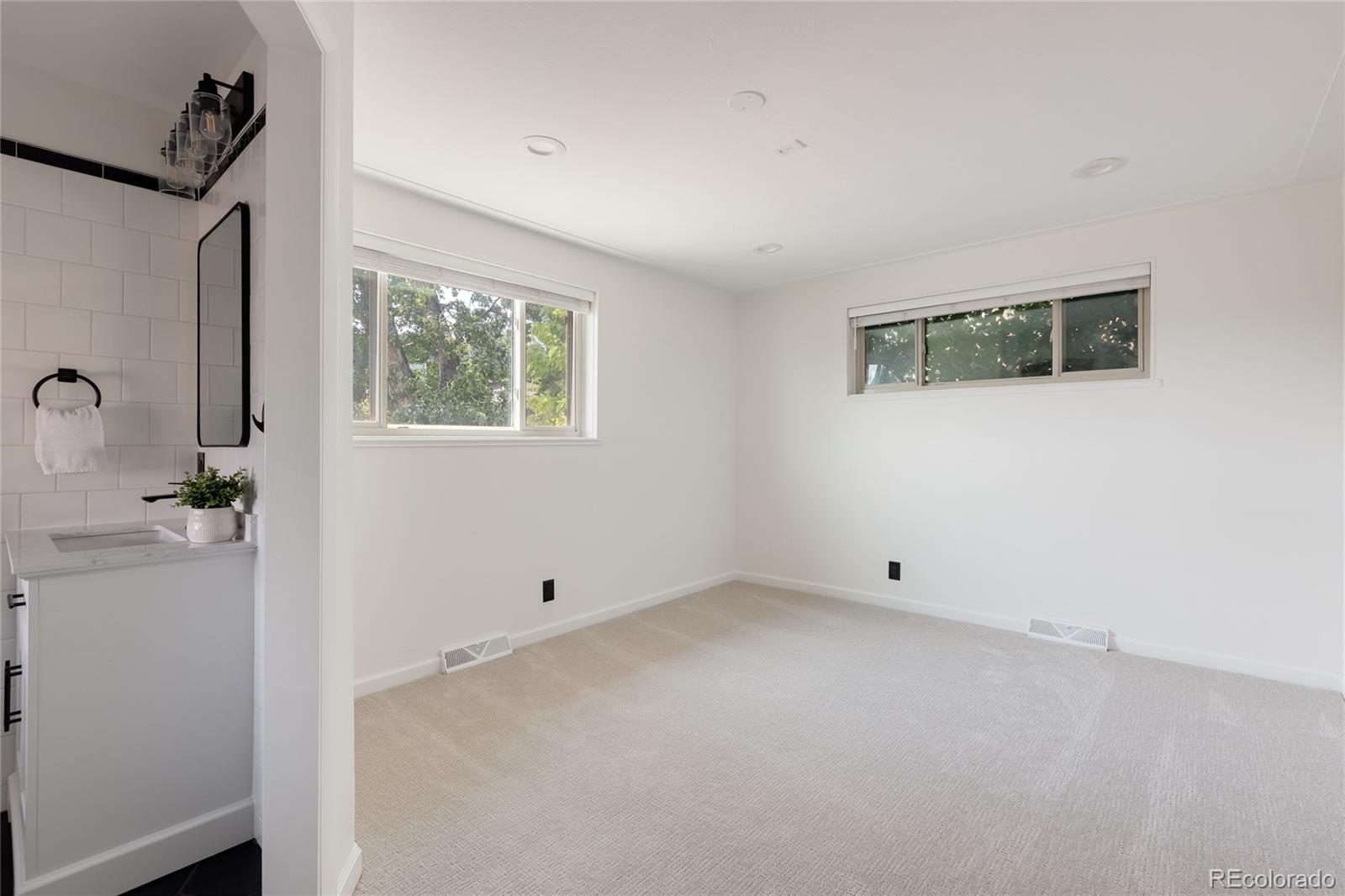 MLS Image #19 for 2480  yates street,denver, Colorado