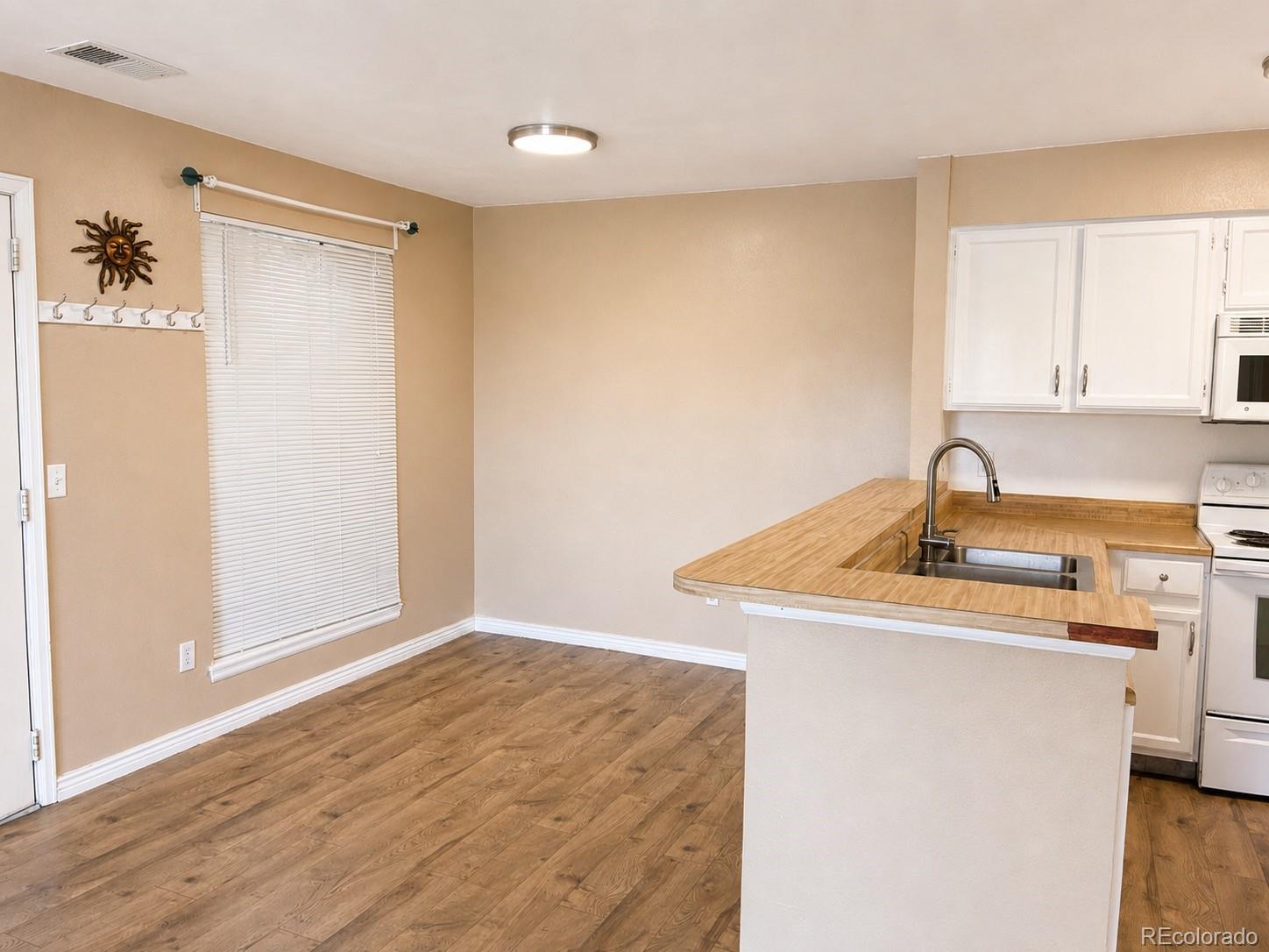 MLS Image #2 for 4480 s pitkin street 127,aurora, Colorado