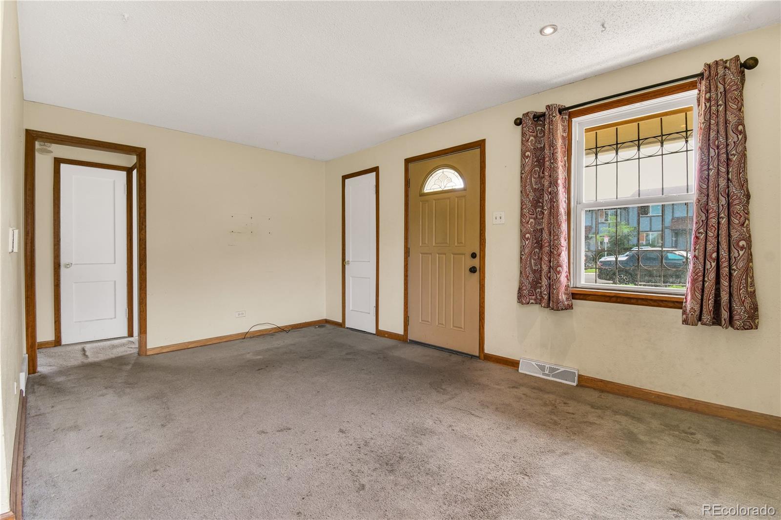 MLS Image #2 for 3725 n jackson street,denver, Colorado