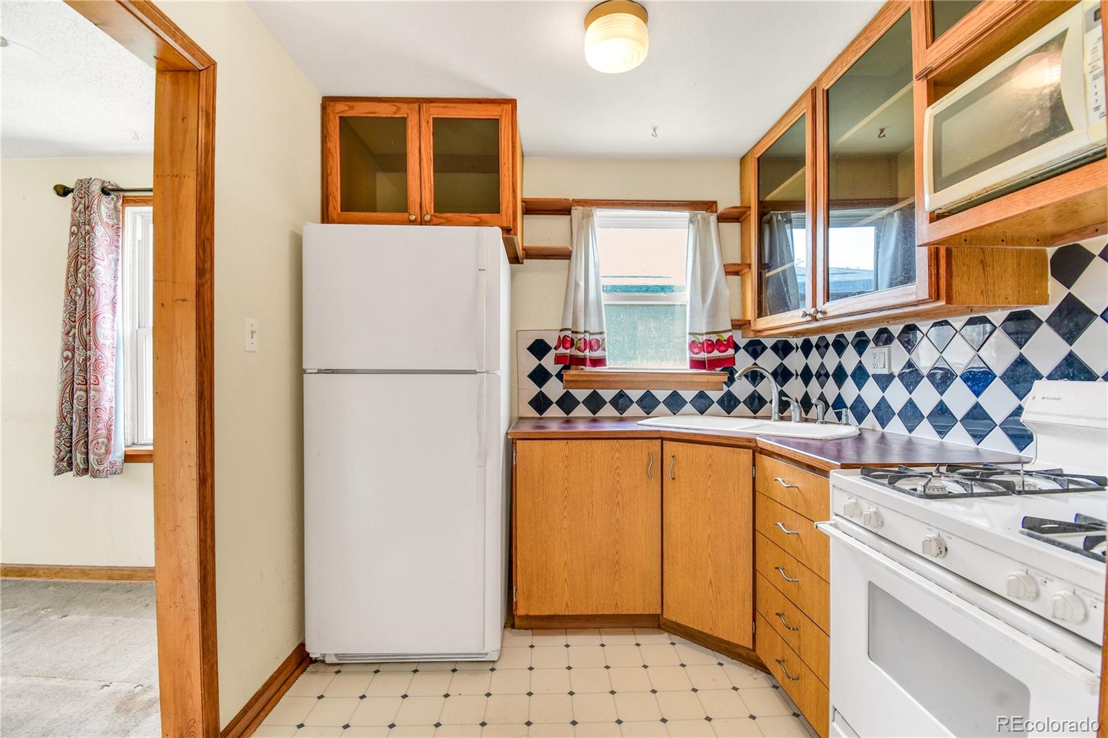 MLS Image #3 for 3725 n jackson street,denver, Colorado