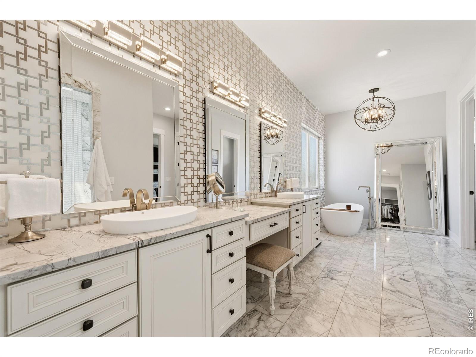 MLS Image #15 for 10474  panorama circle,longmont, Colorado
