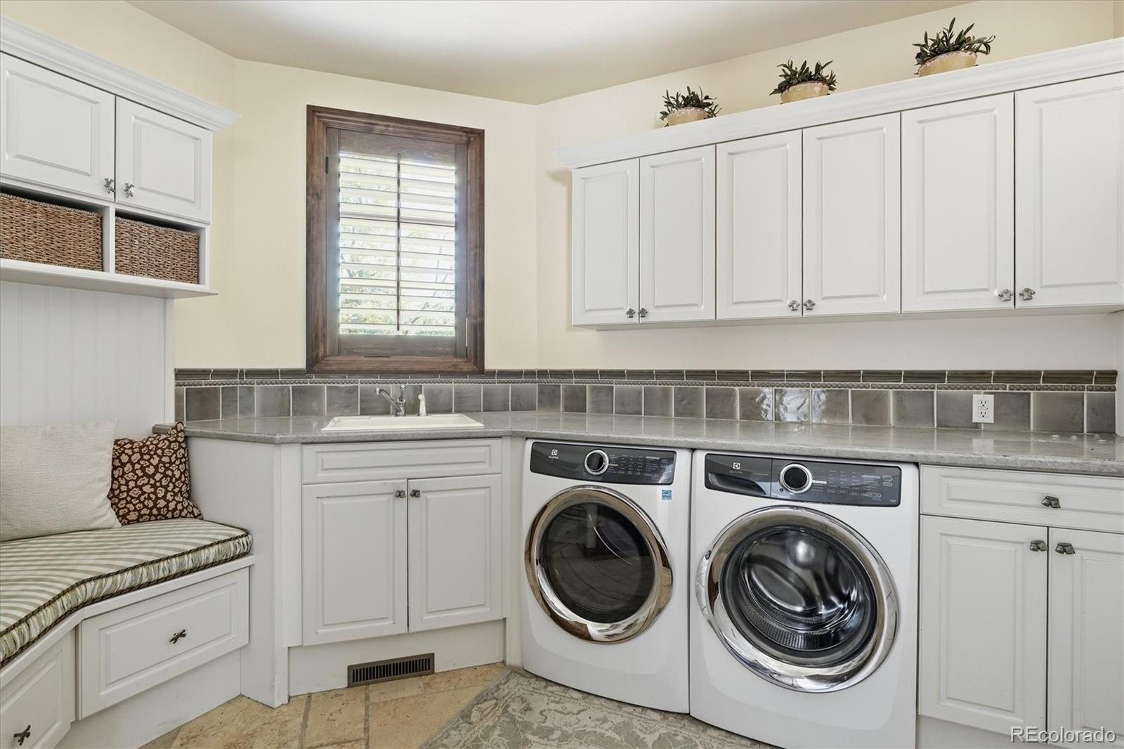 MLS Image #19 for 4053 e iris court,greenwood village, Colorado