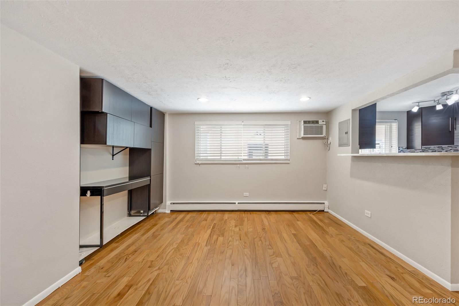 MLS Image #14 for 352 s lafayette street 103,denver, Colorado